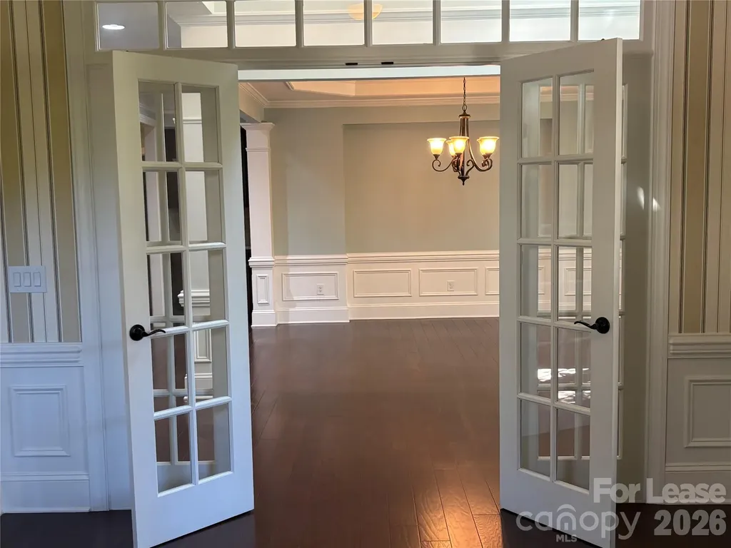 8811 Tamarron Drive Charlotte NC 28277