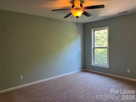 8811 Tamarron Drive Charlotte NC 28277
