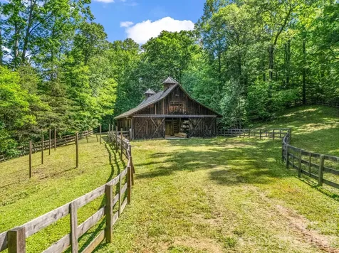 980 Mountain Forest Drive Union Mills NC 28167