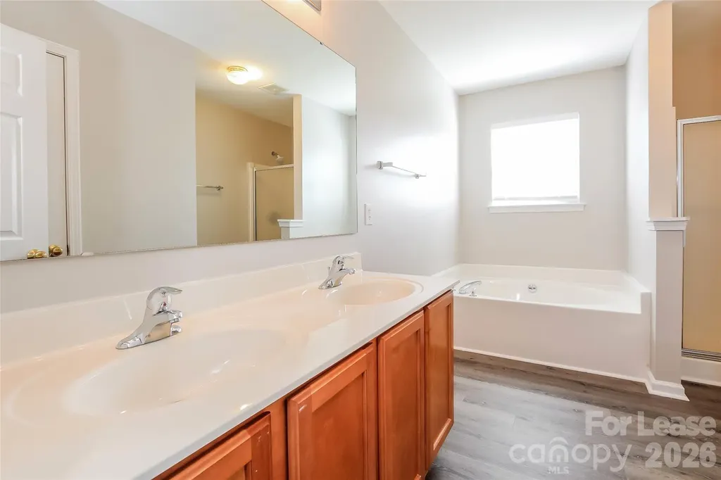 10202 Hawkeye Drive Charlotte NC 28273