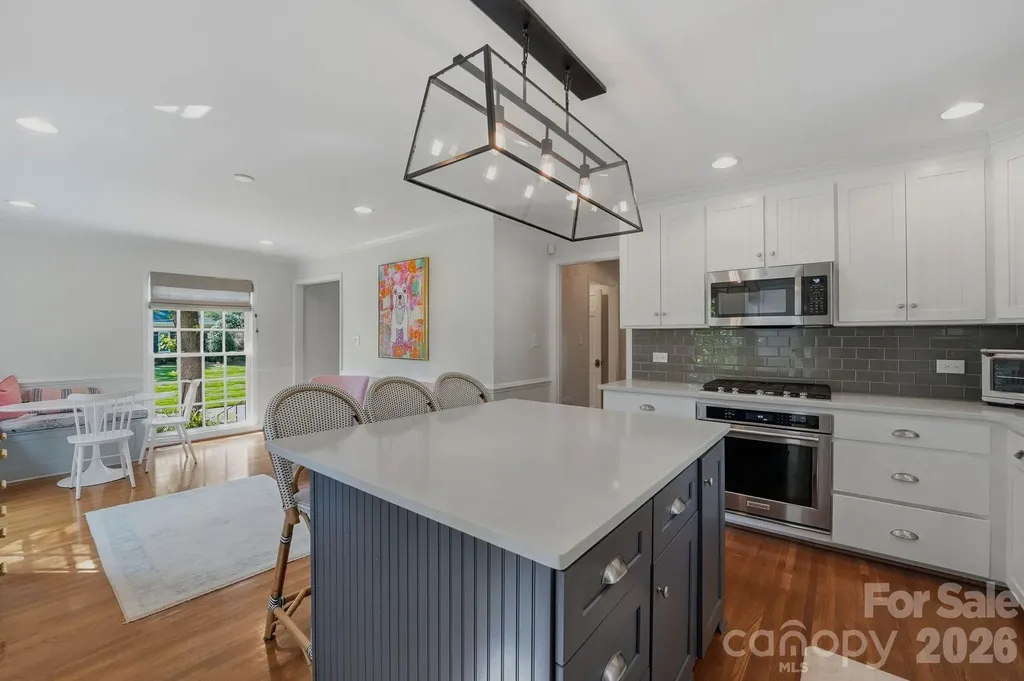 3901 Severn Avenue Charlotte NC 28210