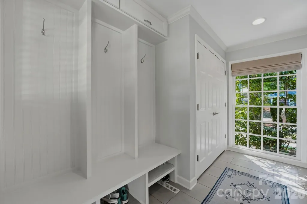 3901 Severn Avenue Charlotte NC 28210
