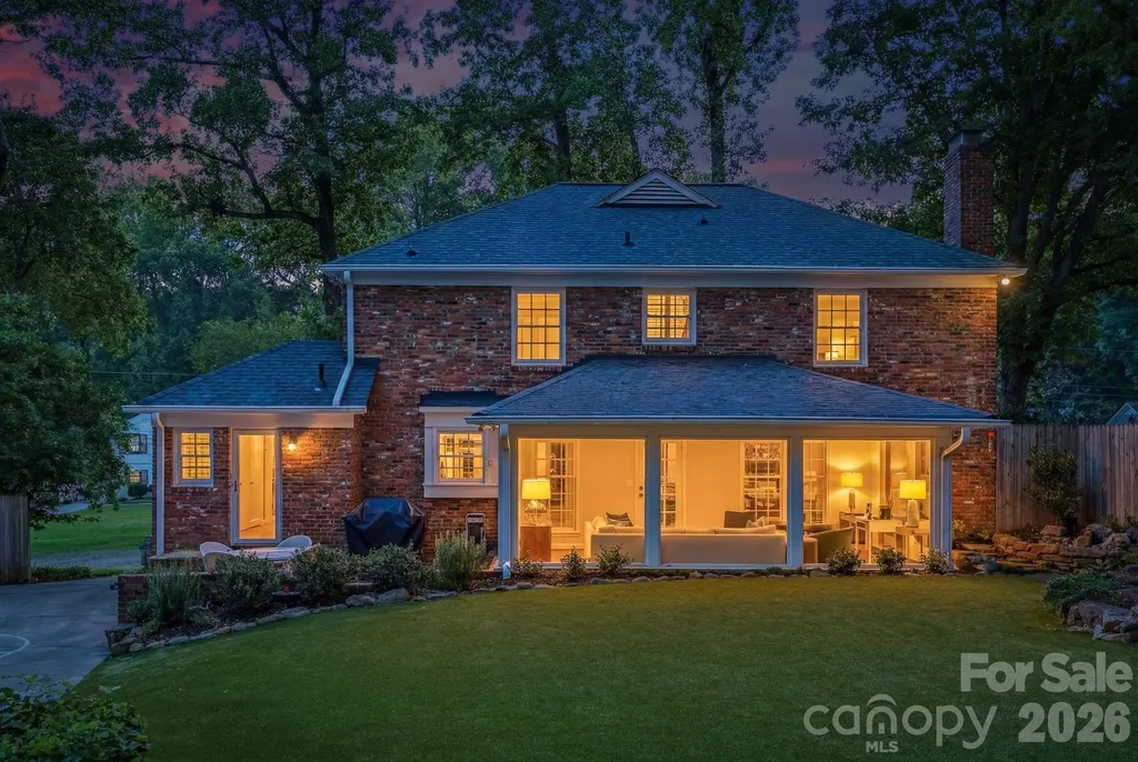 3901 Severn Avenue Charlotte NC 28210