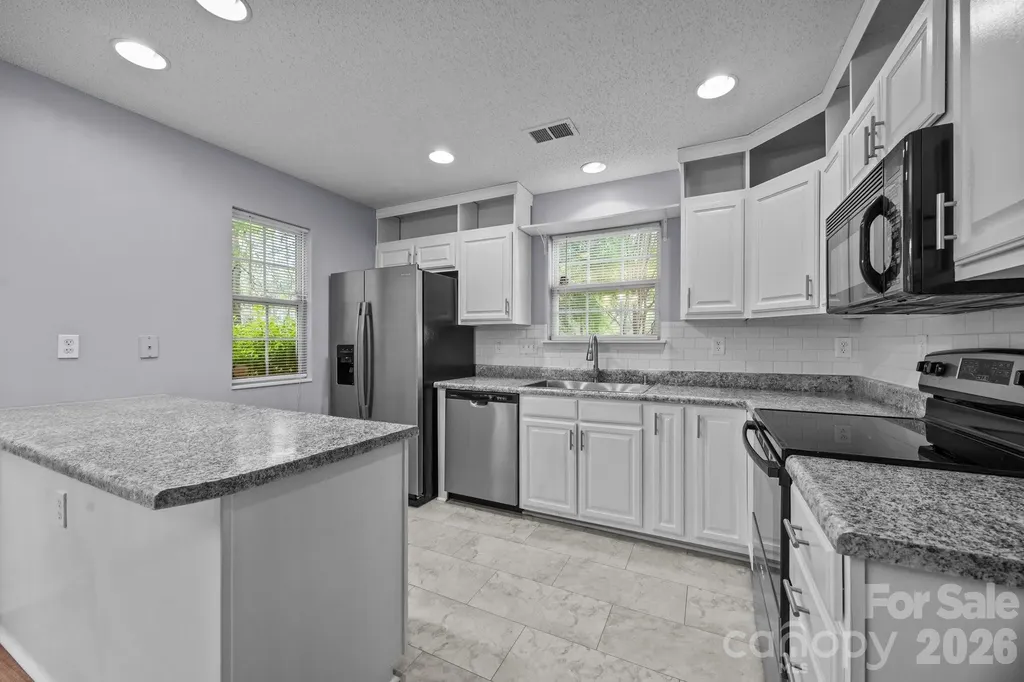 8230 Rudolph Road Charlotte NC 28216