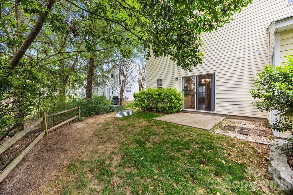 8230 Rudolph Road Charlotte NC 28216