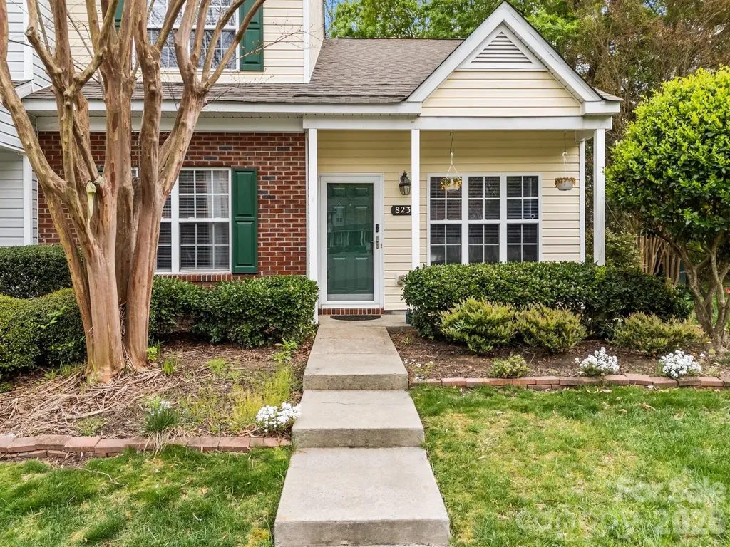 8230 Rudolph Road Charlotte NC 28216