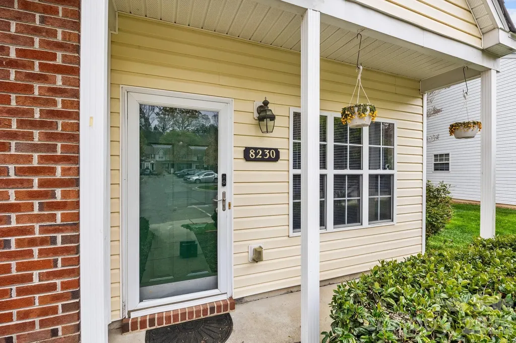 8230 Rudolph Road Charlotte NC 28216