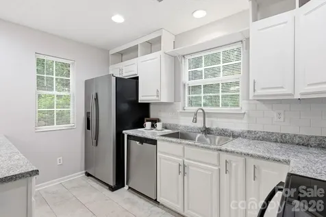 8230 Rudolph Road Charlotte NC 28216