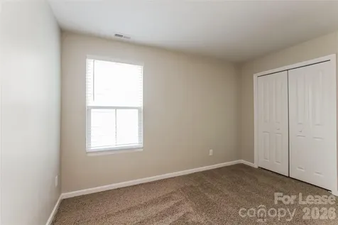 1639 Hooper Court Charlotte NC 28212
