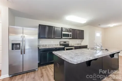 1639 Hooper Court Charlotte NC 28212