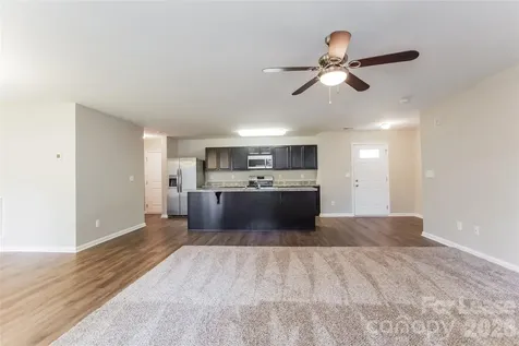 1639 Hooper Court Charlotte NC 28212