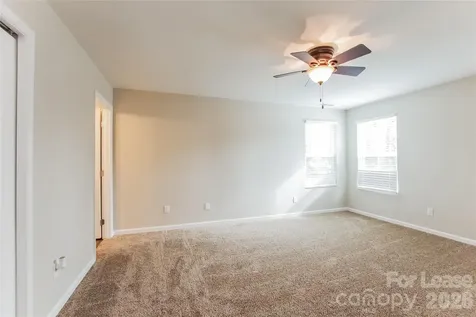 1639 Hooper Court Charlotte NC 28212
