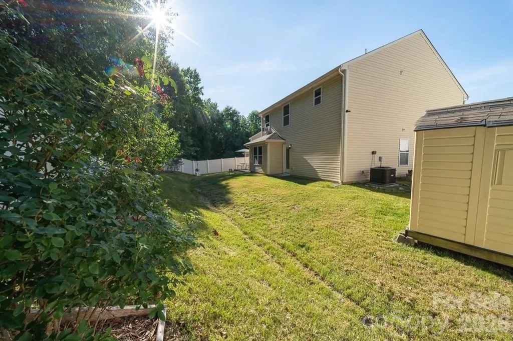 908 Sherman Street Gastonia NC 28052