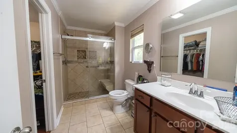 908 Sherman Street Gastonia NC 28052