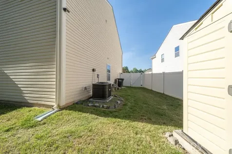 908 Sherman Street Gastonia NC 28052