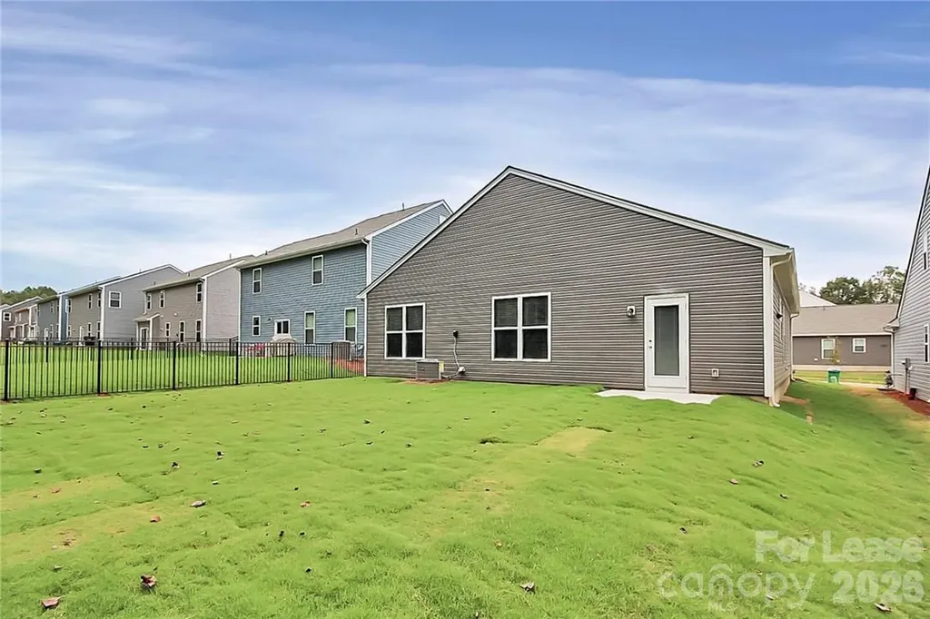 7306 Wheyfield Drive Charlotte NC 28215