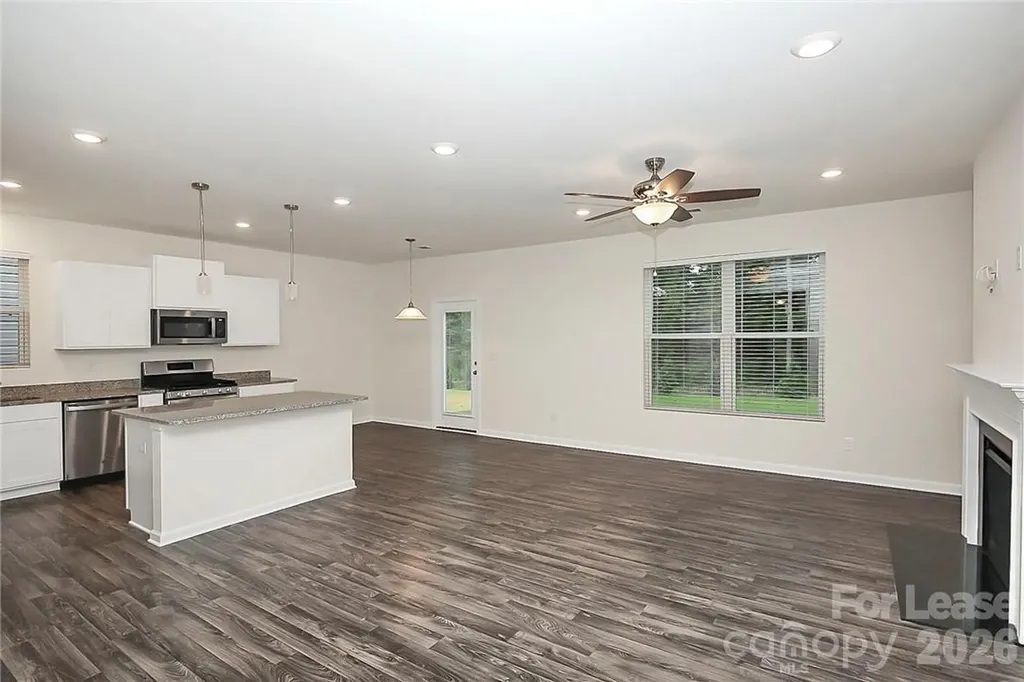 7306 Wheyfield Drive Charlotte NC 28215