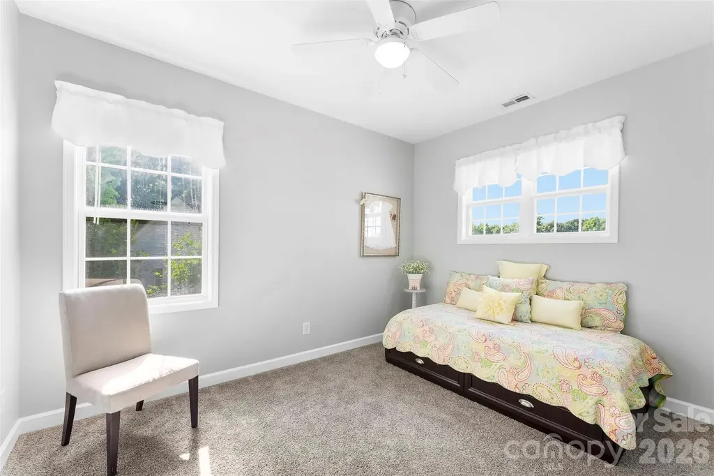 6008 River Garden Court Lowell NC 28098