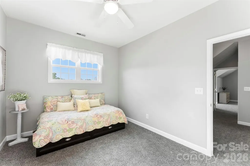 6008 River Garden Court Lowell NC 28098