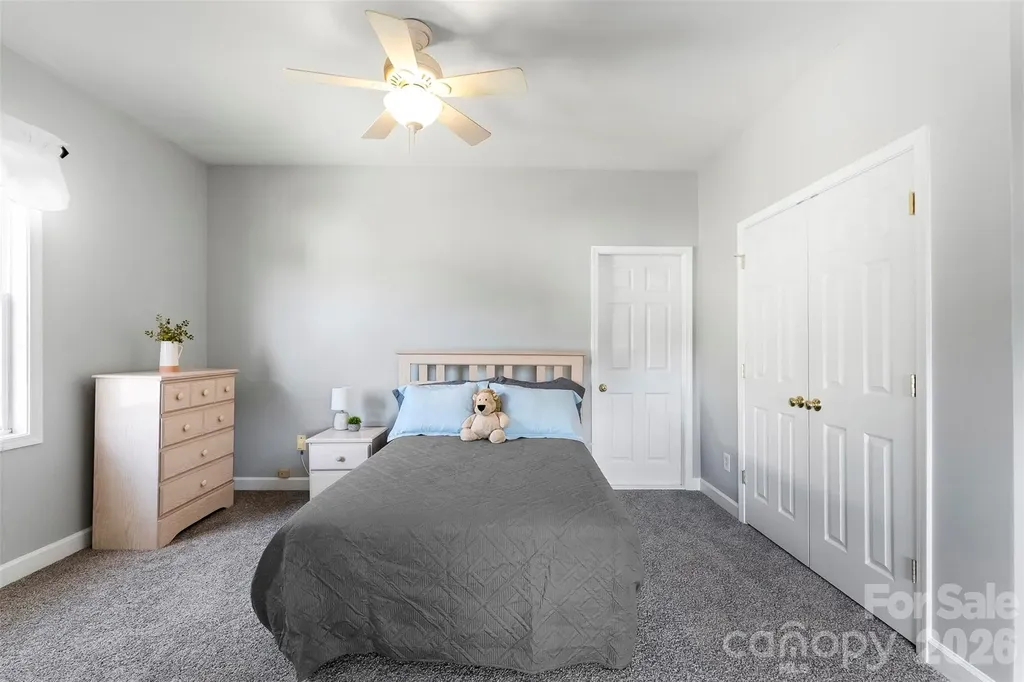 6008 River Garden Court Lowell NC 28098