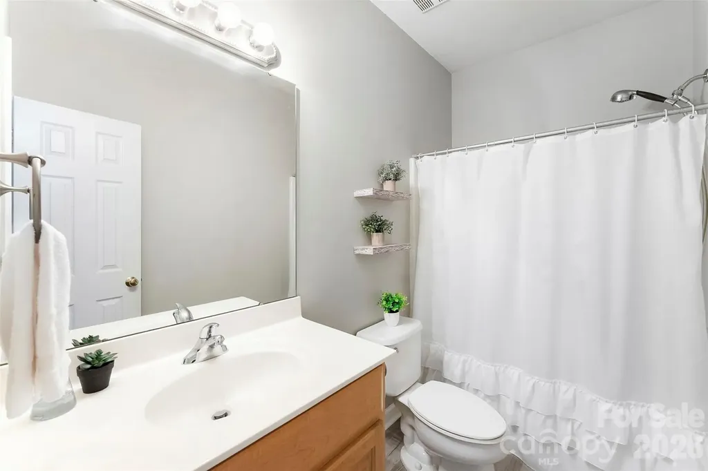 6008 River Garden Court Lowell NC 28098