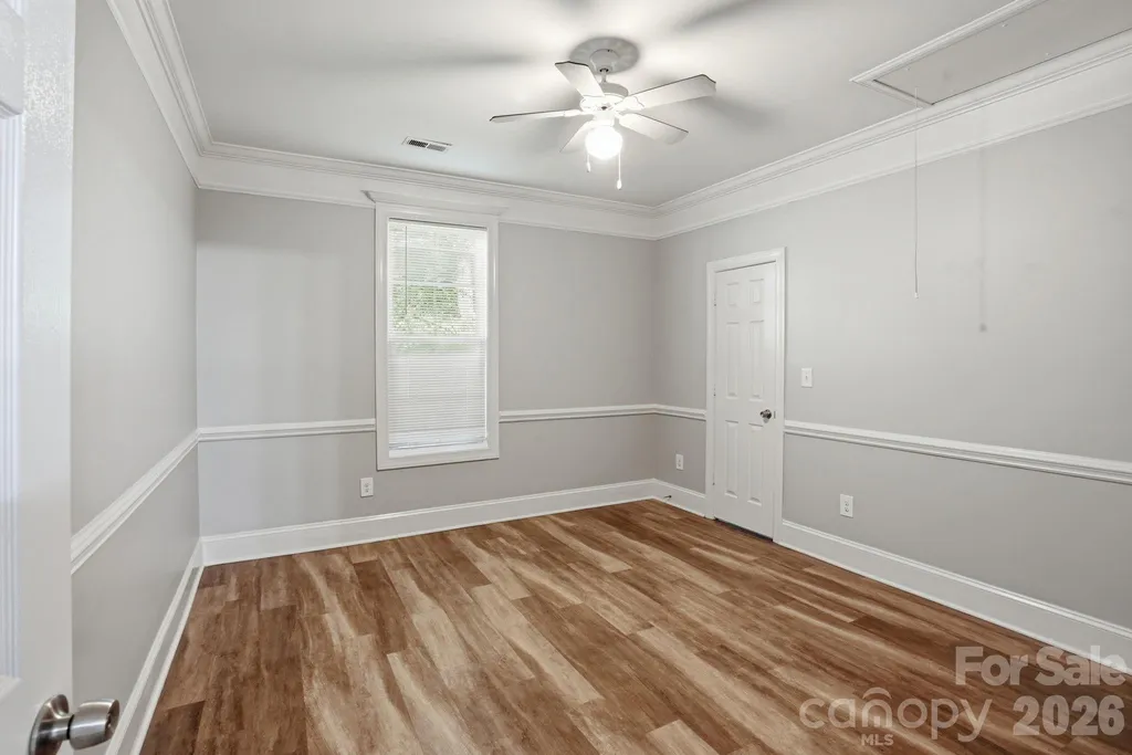 411 W Sullivan Street Gastonia NC 28052