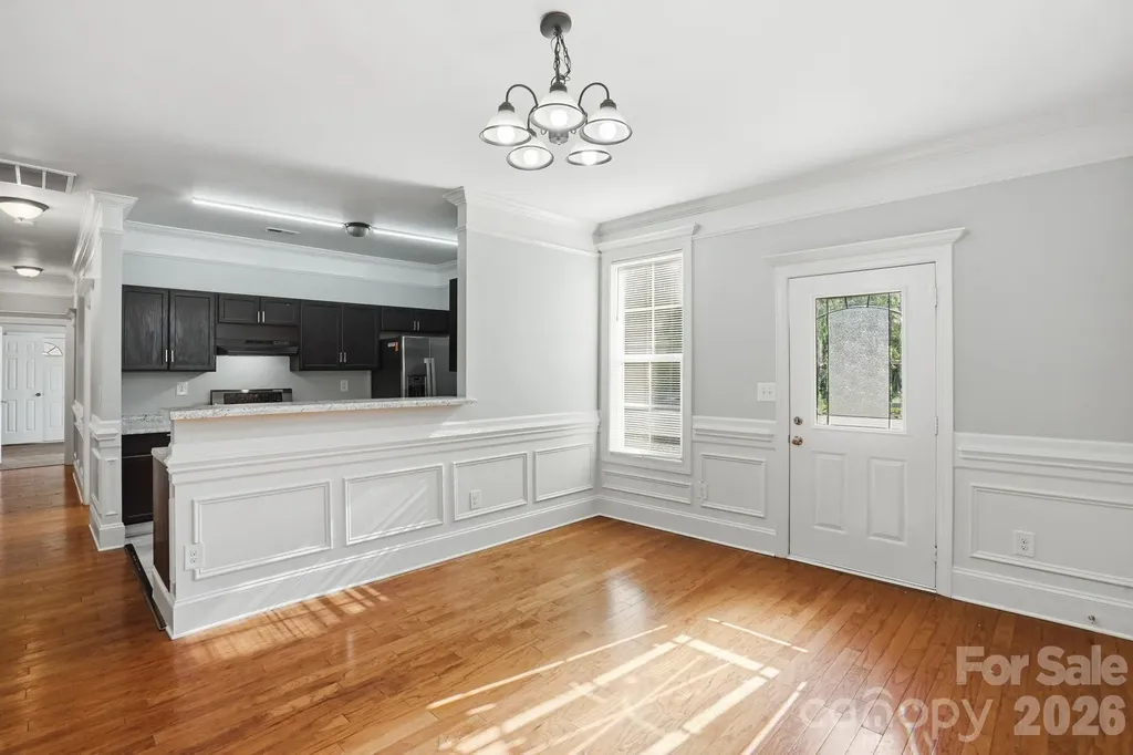 411 W Sullivan Street Gastonia NC 28052