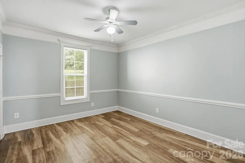 411 W Sullivan Street Gastonia NC 28052