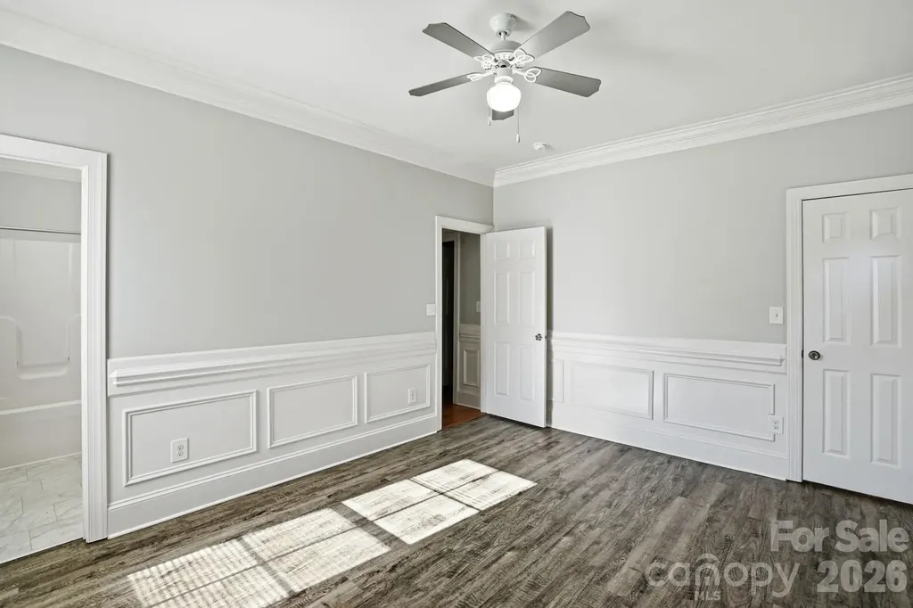 411 W Sullivan Street Gastonia NC 28052