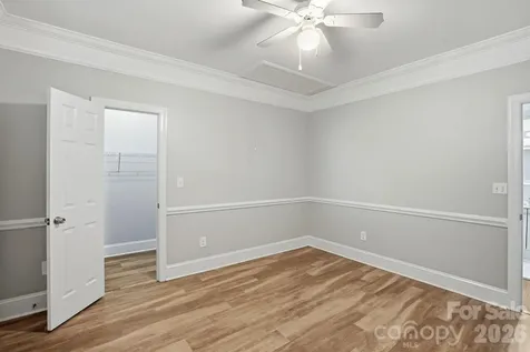 411 W Sullivan Street Gastonia NC 28052