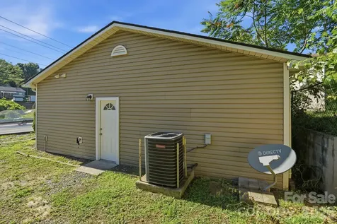 411 W Sullivan Street Gastonia NC 28052