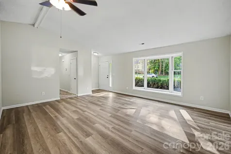 1530 Teddington Drive Charlotte NC 28214