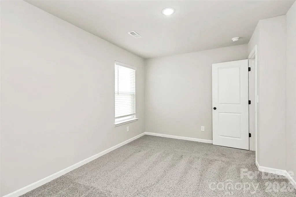 8208 Stonemere Lane Charlotte NC 28215