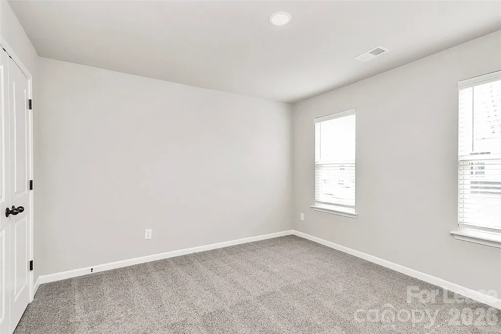 8208 Stonemere Lane Charlotte NC 28215
