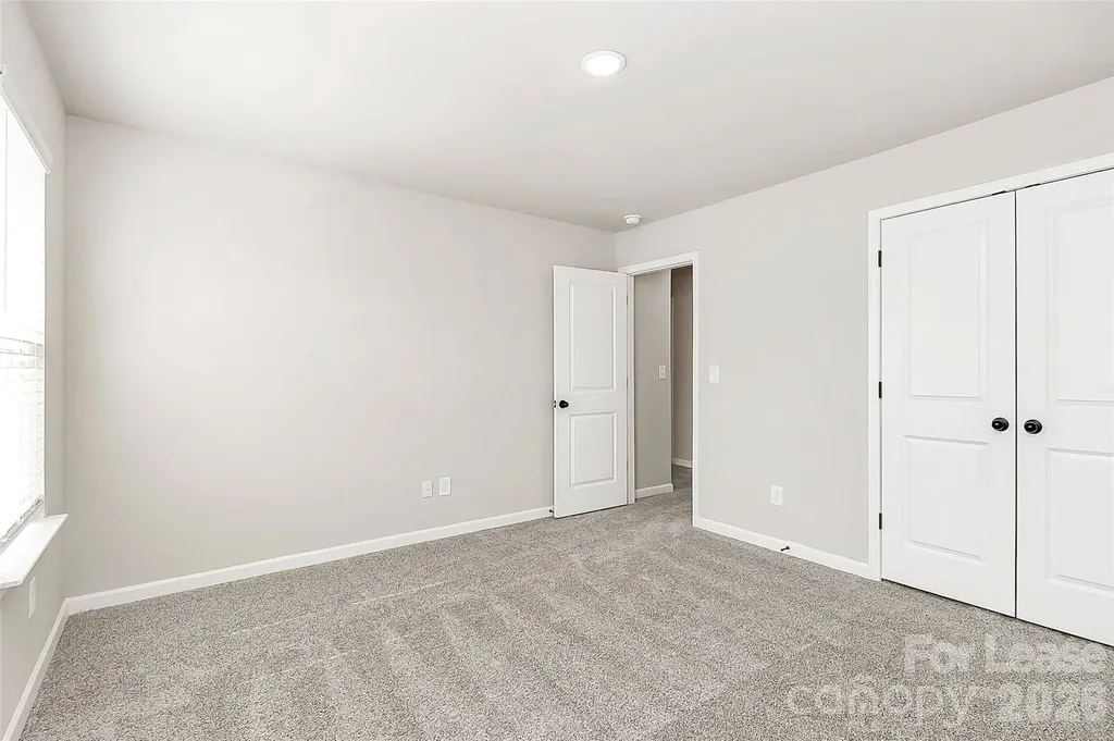 8208 Stonemere Lane Charlotte NC 28215