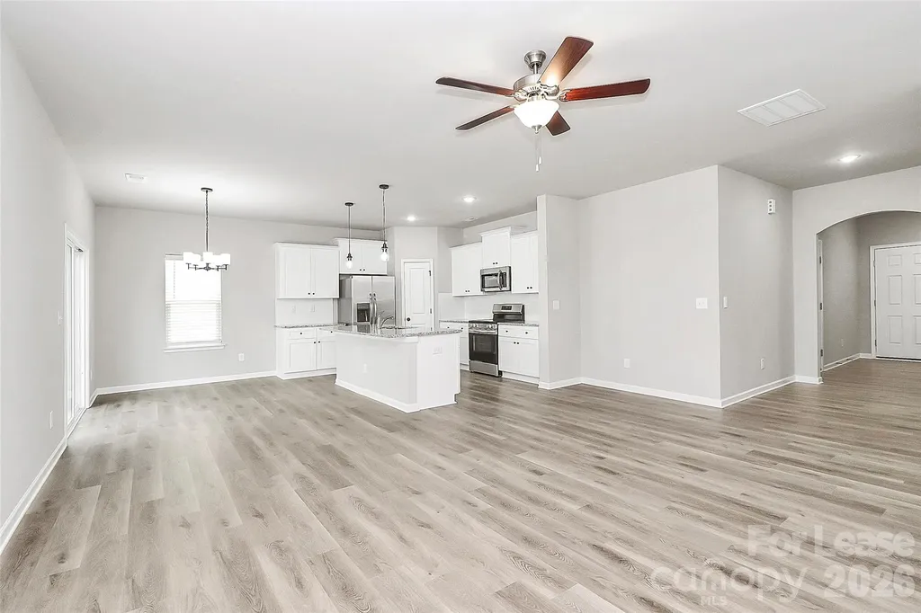 8208 Stonemere Lane Charlotte NC 28215