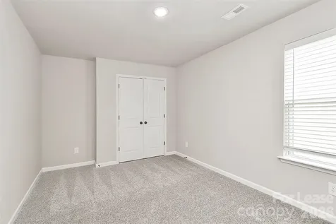 8208 Stonemere Lane Charlotte NC 28215
