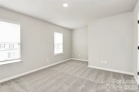 8208 Stonemere Lane Charlotte NC 28215
