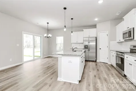 8208 Stonemere Lane Charlotte NC 28215