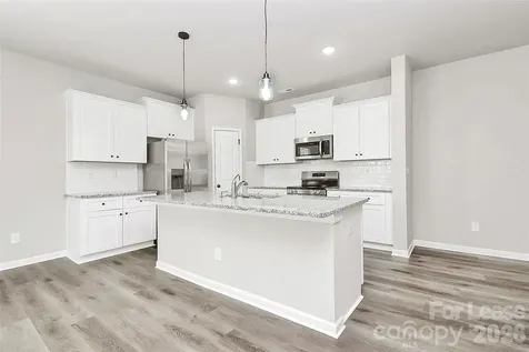 8208 Stonemere Lane Charlotte NC 28215