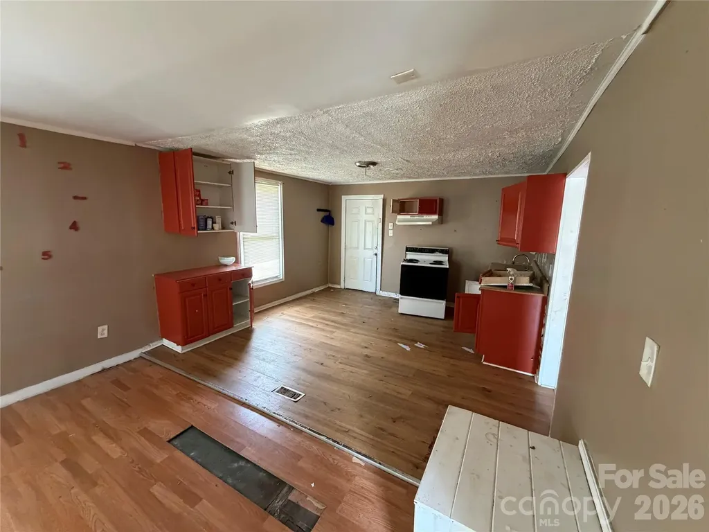 2528 Gardner Street Gastonia NC 28056