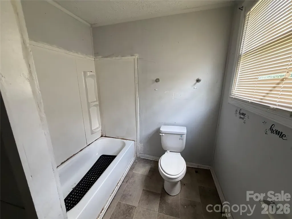 2528 Gardner Street Gastonia NC 28056