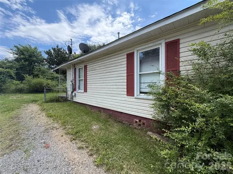 2528 Gardner Street Gastonia NC 28056