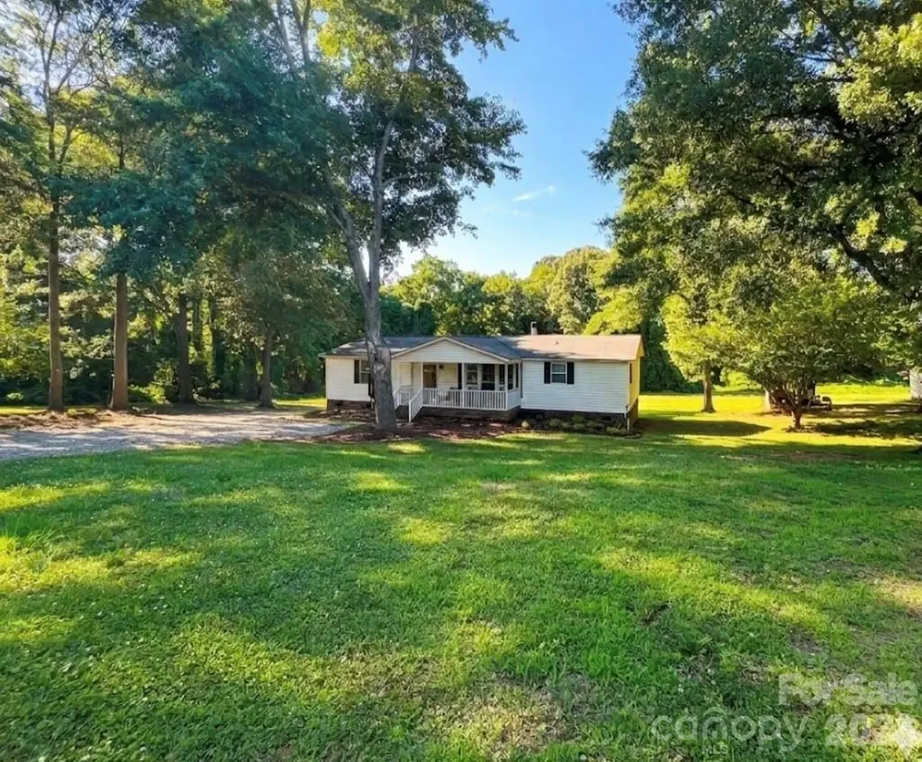 428 E Club Drive Gastonia NC 28054