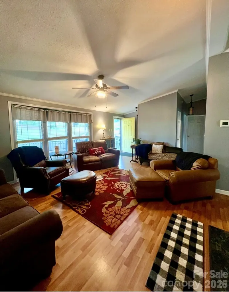 428 E Club Drive Gastonia NC 28054