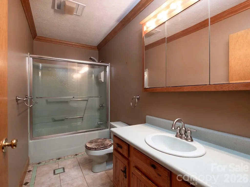 332 Island Cove Road Penrose NC 28766