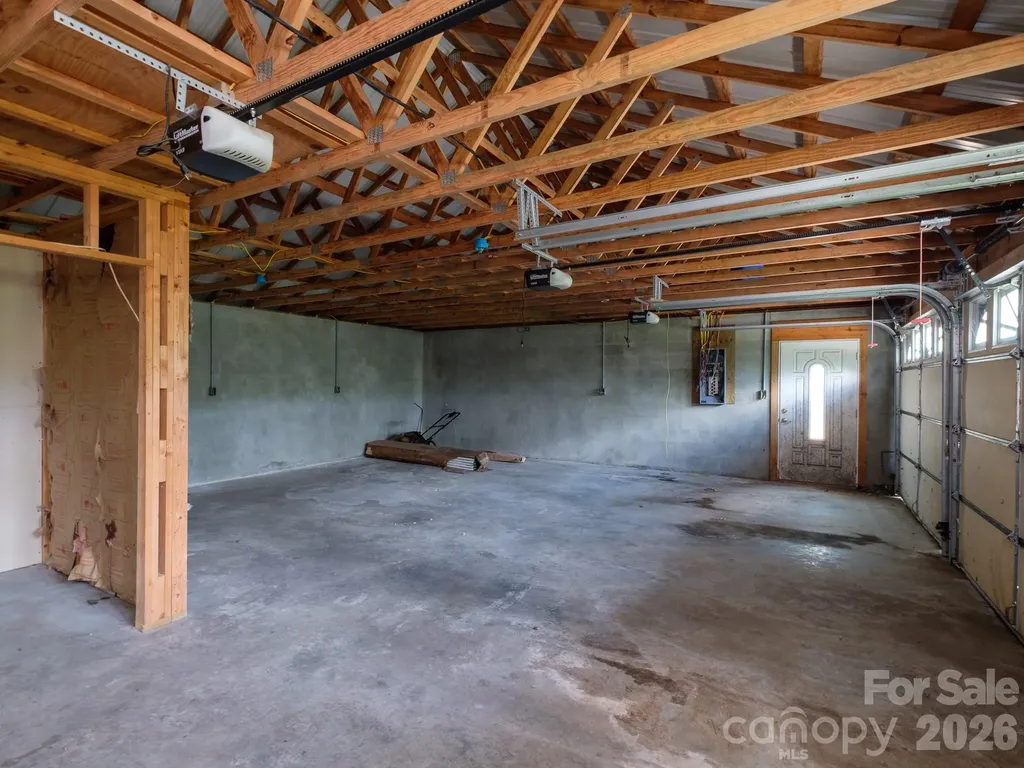 332 Island Cove Road Penrose NC 28766