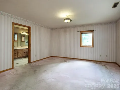 332 Island Cove Road Penrose NC 28766