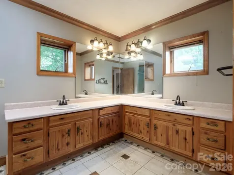 332 Island Cove Road Penrose NC 28766