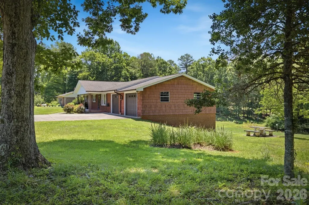 1256 Bethel Road Morganton NC 28655